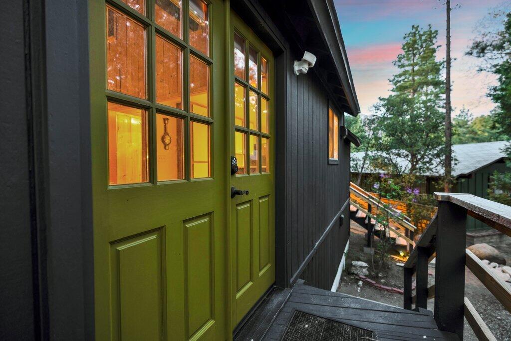 26785 Crestview Drive Idyllwild, CA 92549 - Photo 4 of 54 _7IV8015.jpg-SMALL