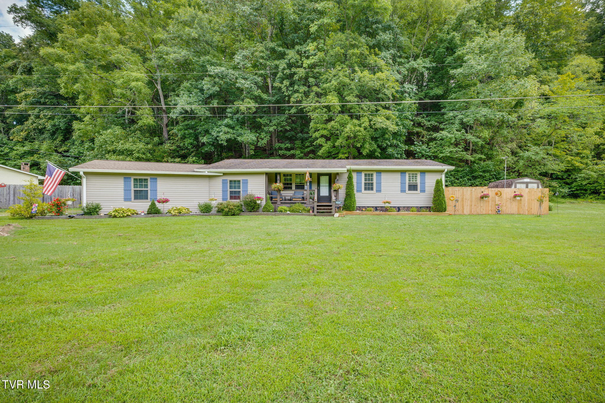 2809 Reservoir Road Kingsport, TN 37660 - Photo 1 of 31 001