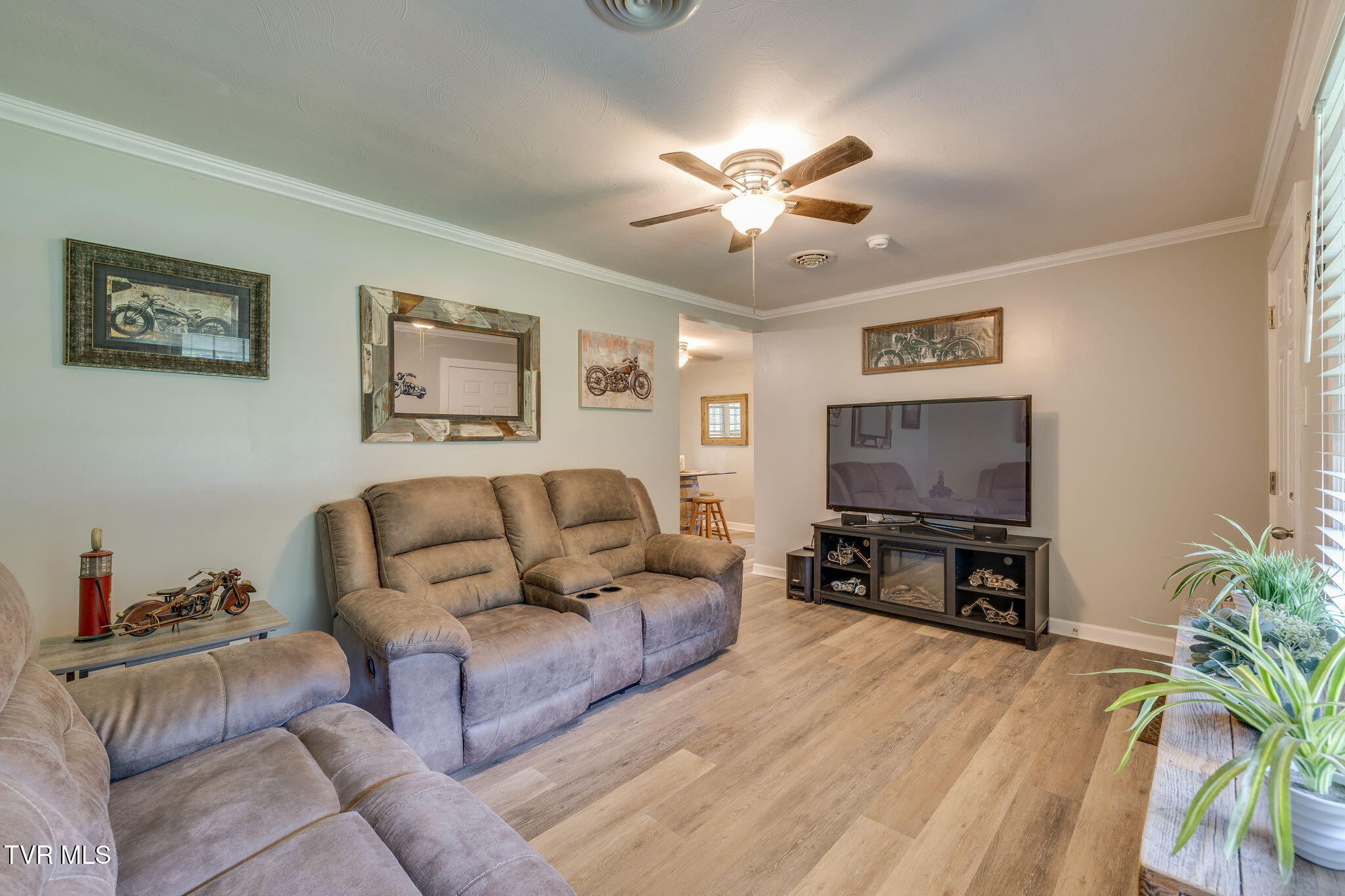 2809 Reservoir Road Kingsport, TN 37660 - Photo 8 of 31 007