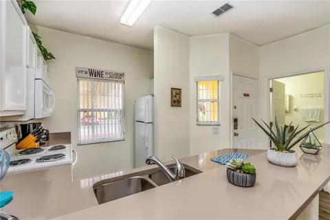 $245,000 | 962 Park Terrace Circle, Kissimmee, FL 34746