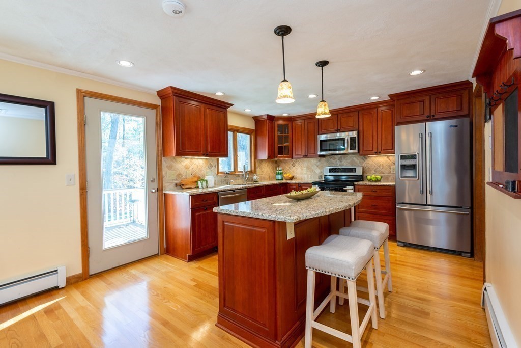 1 June Circle Wakefield, MA 01880 - Photo 11 of 34