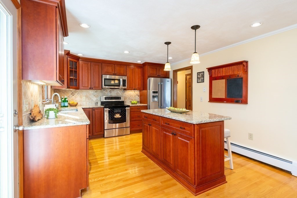 1 June Circle Wakefield, MA 01880 - Photo 12 of 34