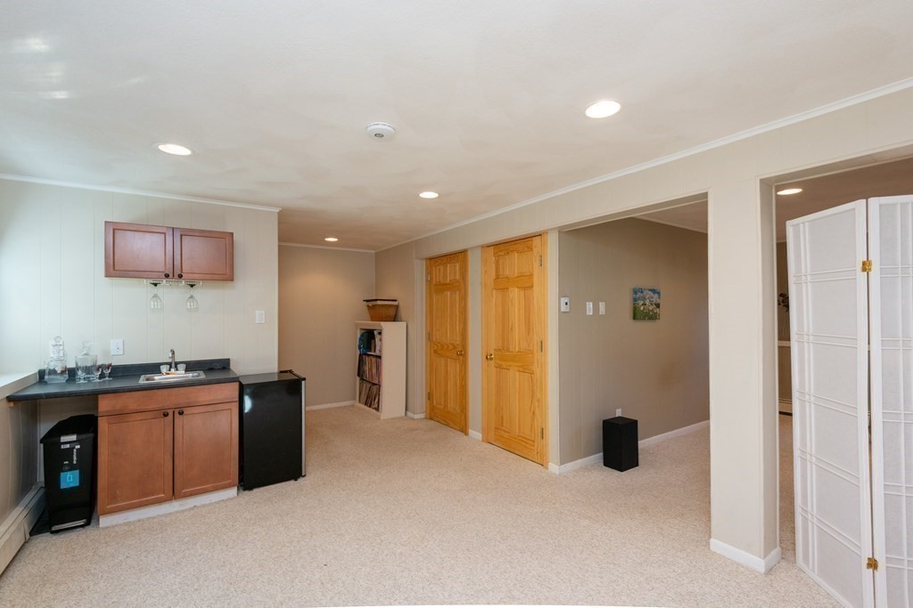 1 June Circle Wakefield, MA 01880 - Photo 23 of 34