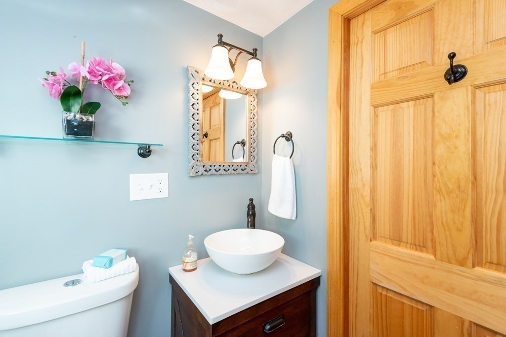 1 June Circle Wakefield, MA 01880 - Photo 29 of 34