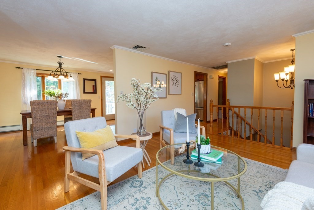 1 June Circle Wakefield, MA 01880 - Photo 3 of 34