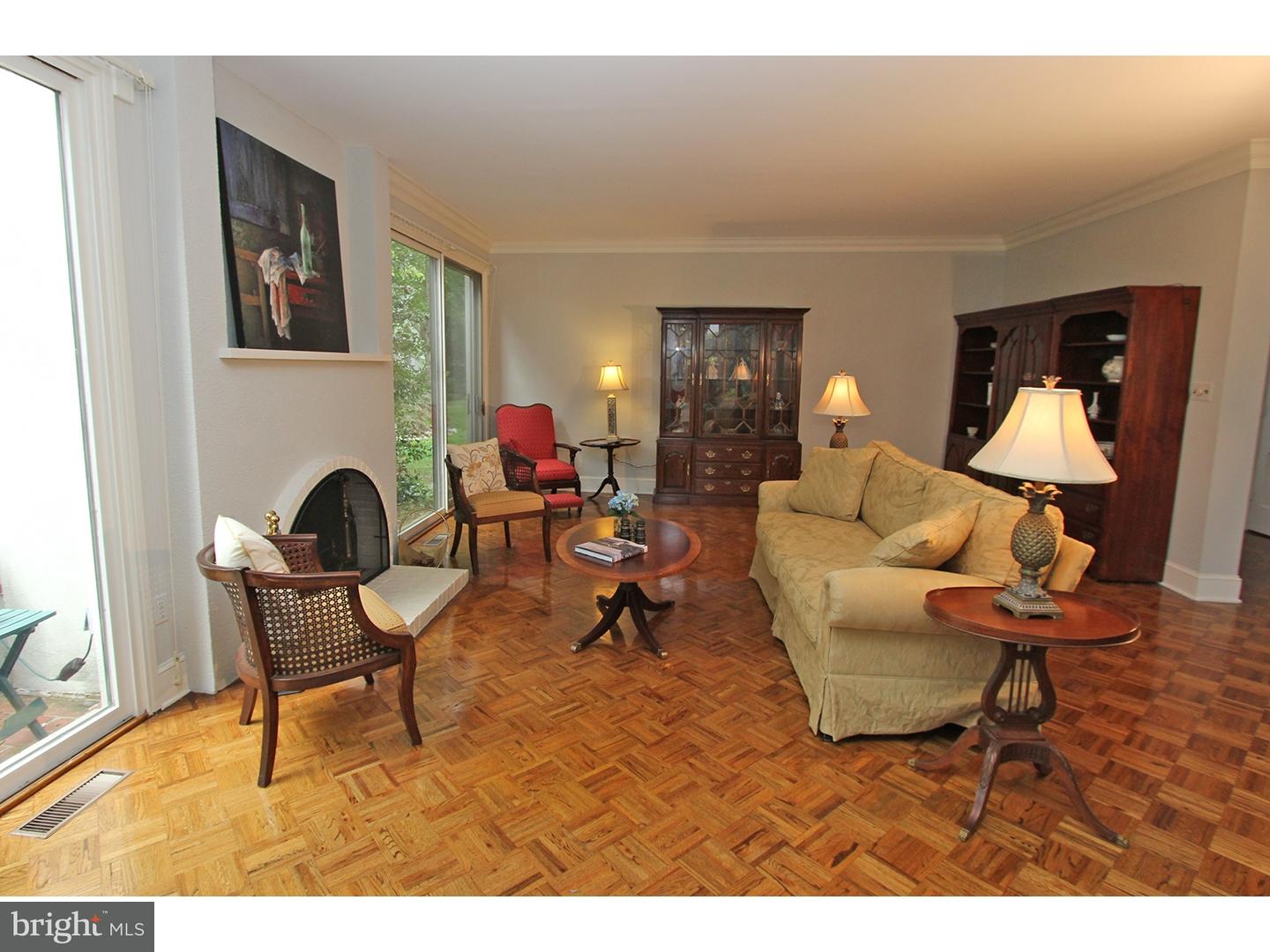 7 Avignon Devon, PA 19333 - Photo 8 of 25 Living Room