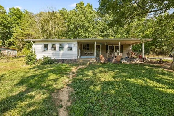 $450,000 | 180 Lock 7 Lane, Carthage, TN 37030