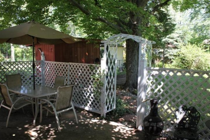 1488 Greenwich Road Muskegon, MI 49441 - Photo 4 of 25 4