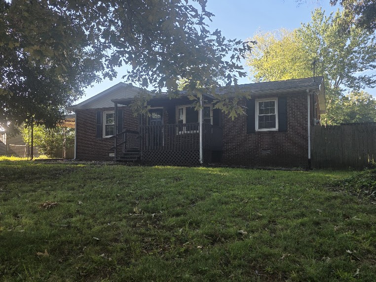 290 Lafayette Road Clarksville, TN 37042 - Photo 1 of 16 Gallery Image 1
