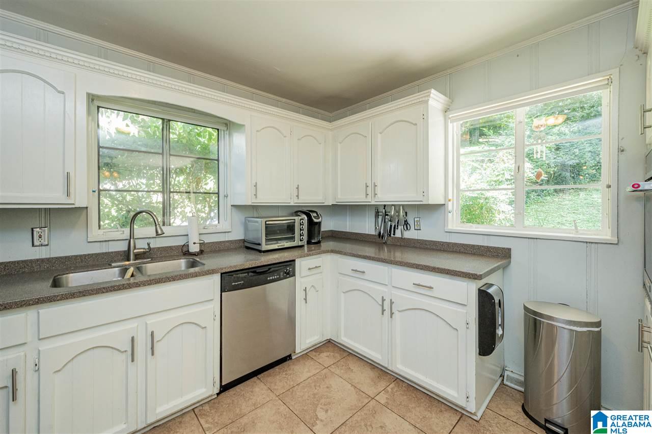 5505 11th Court South Birmingham, AL 35222 - Photo 13 of 43