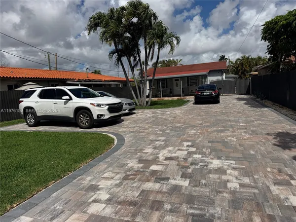 $2,000 | 4265 Northwest 3rd Street, Miami, FL 33126