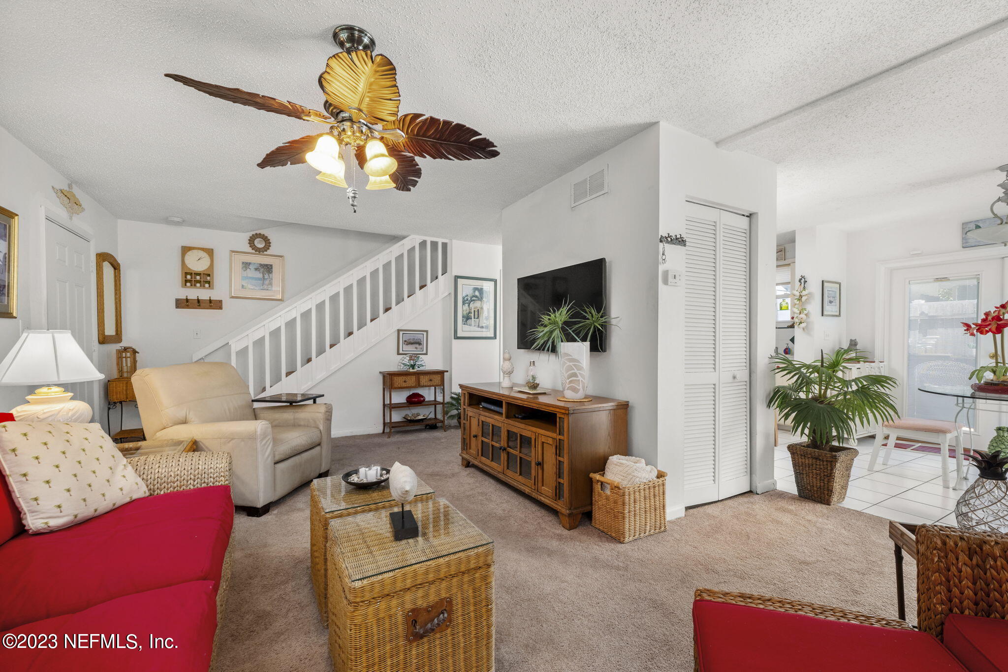 303 First Street Neptune Beach, FL 32266 - Photo 10 of 39 Living Room