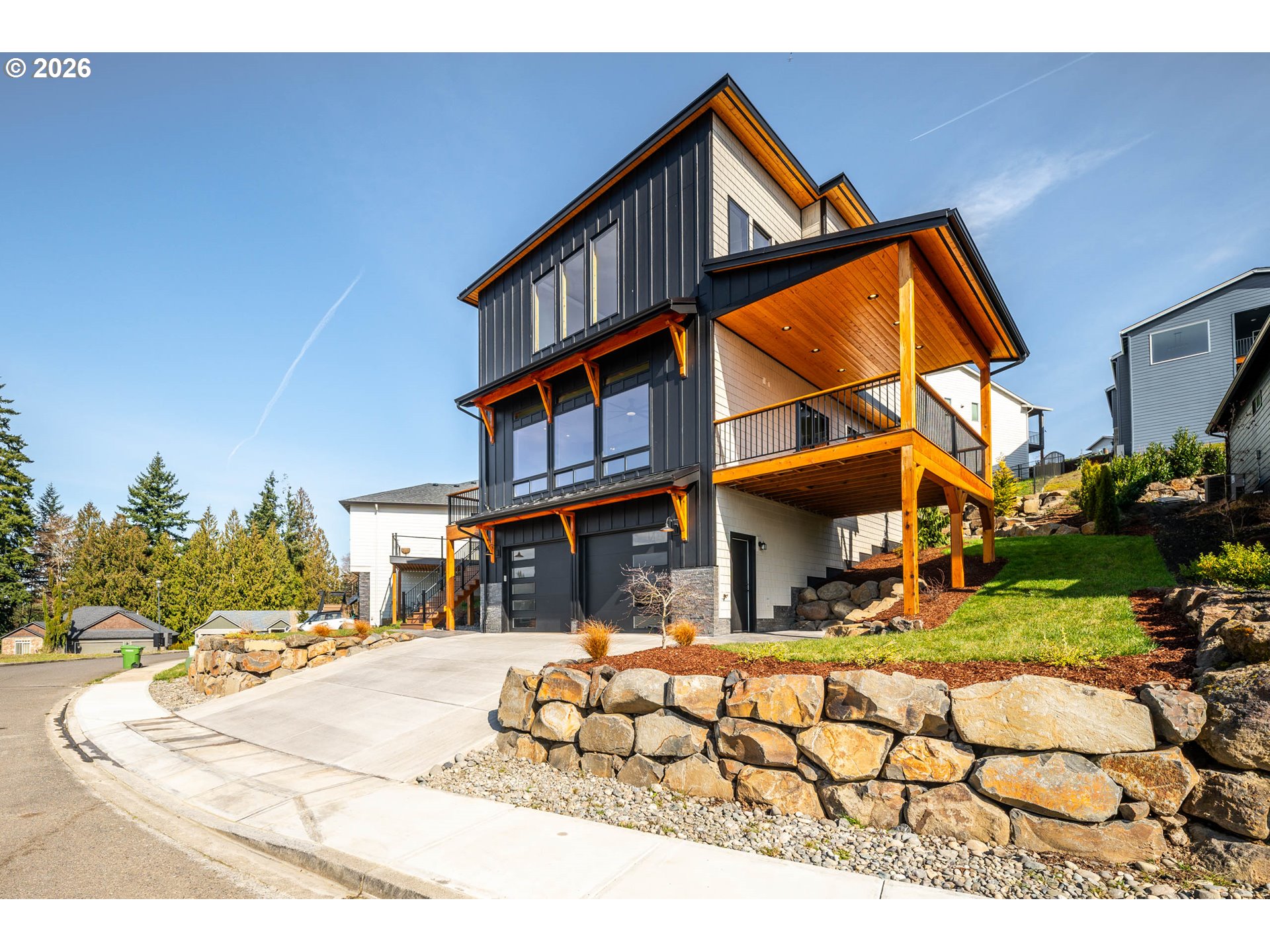 120 Victoria Circle Kalama, WA 98625 - Photo 2 of 44 a front view of a house with a yard