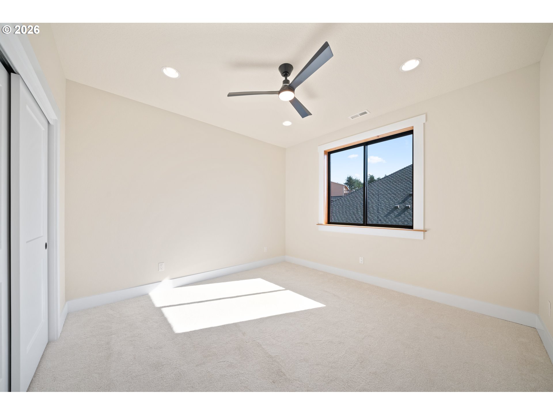 120 Victoria Circle Kalama, WA 98625 - Photo 25 of 44 a view of an empty room