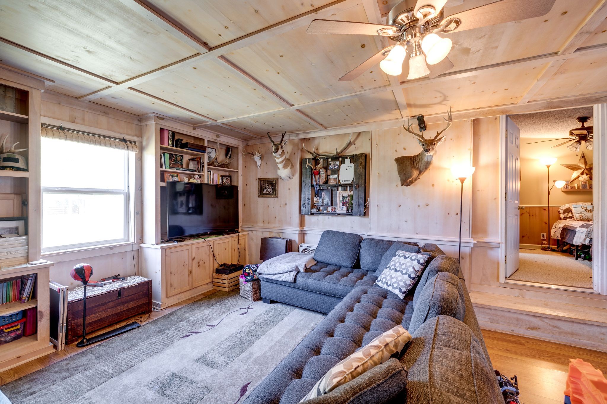 254 Borum Road Watertown, TN 37184 - Photo 29 of 51 a living room with furniture and a window