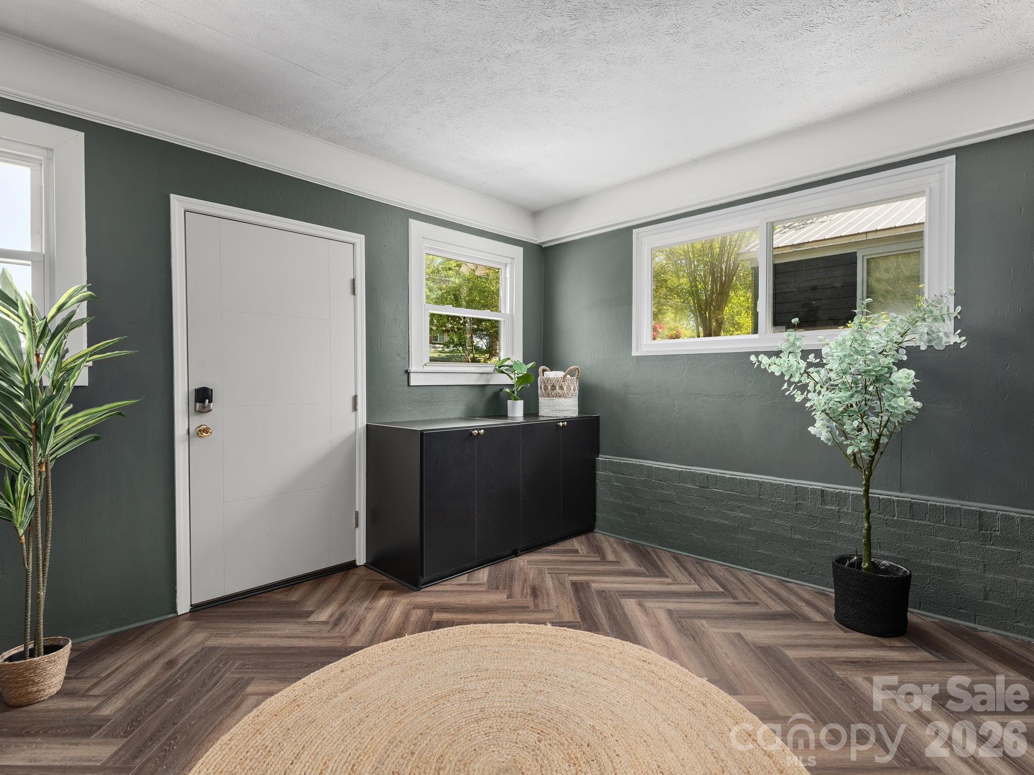 8 Fernlawn Road Asheville, NC 28805 - Photo 24 of 40 Gallery Image 24