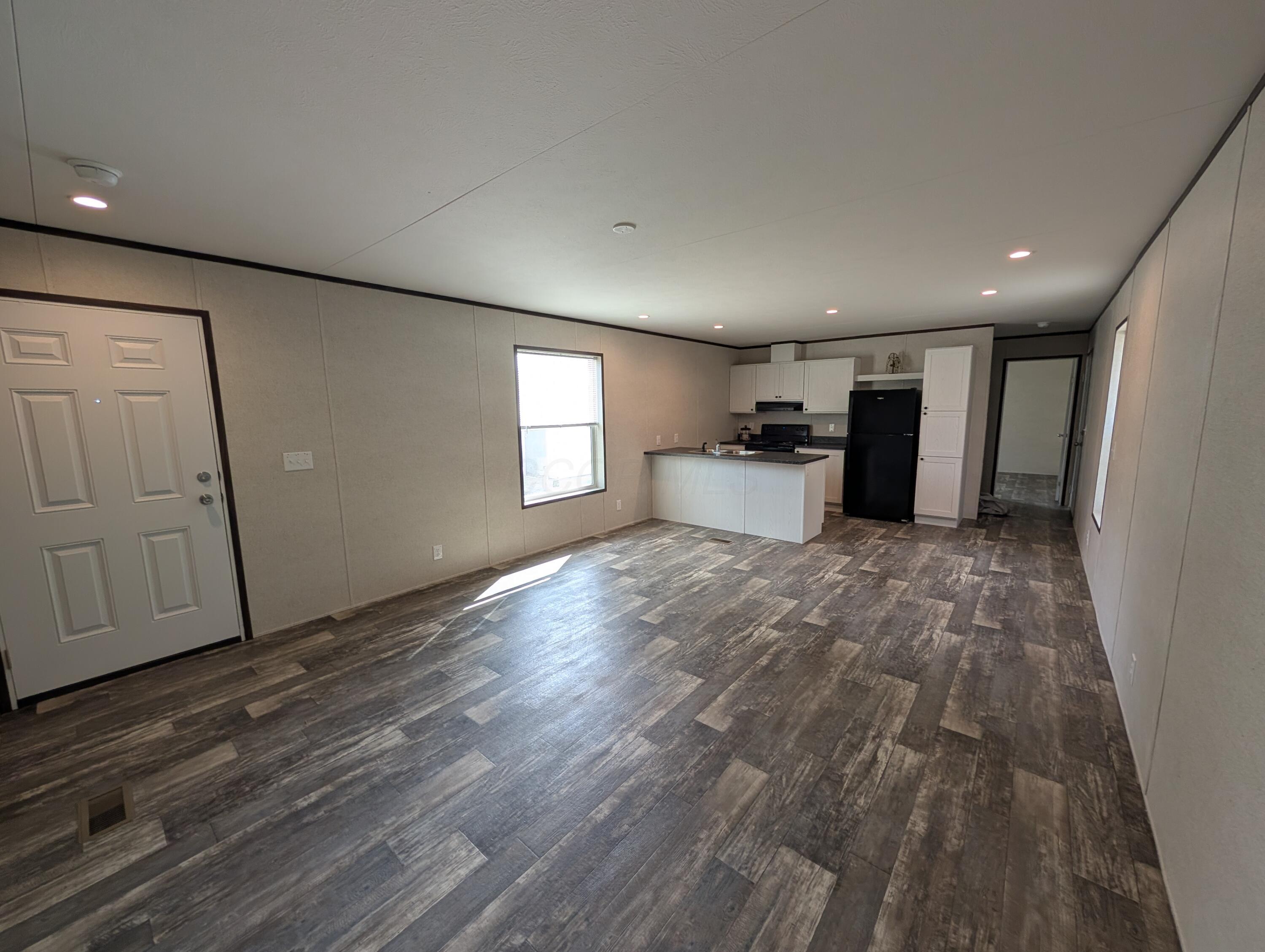 10901 Borror Road, Unit 19 Orient, OH 43146 - Photo 10 of 28 Living area