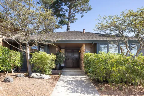 $1,285,000 | 261 Del Mesa Carmel, Carmel, CA 93923