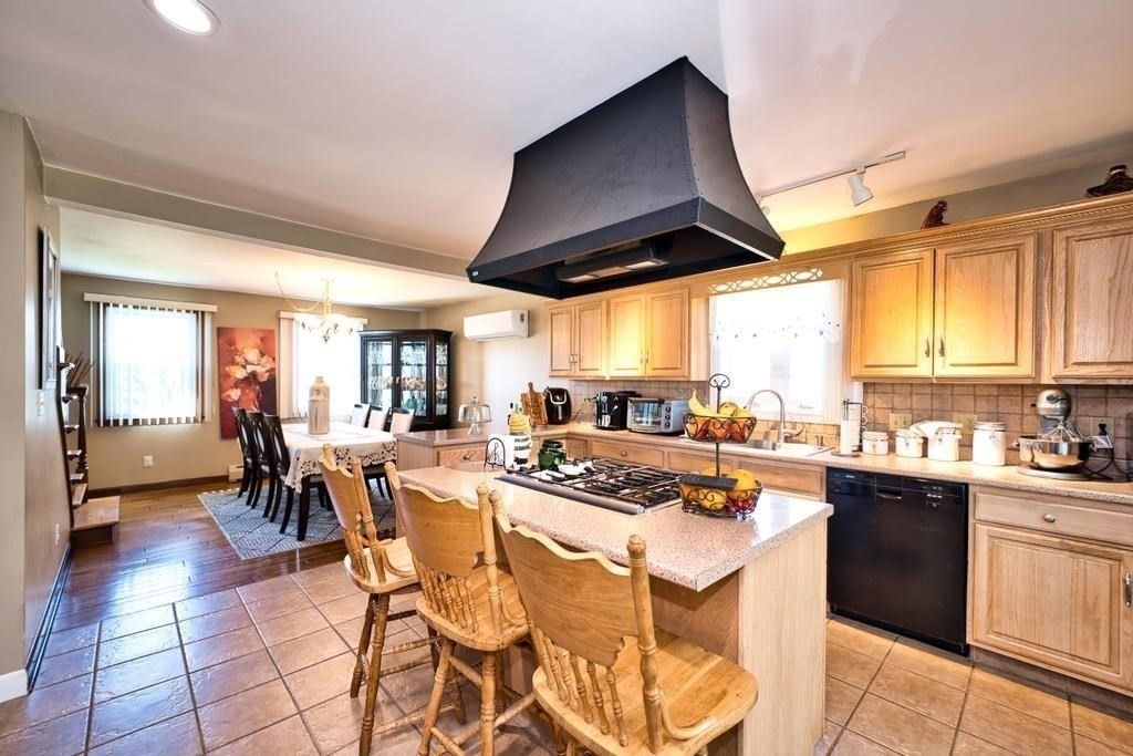70 River Road Somerset, MA 02725 - Photo 16 of 42 Gallery Image 16