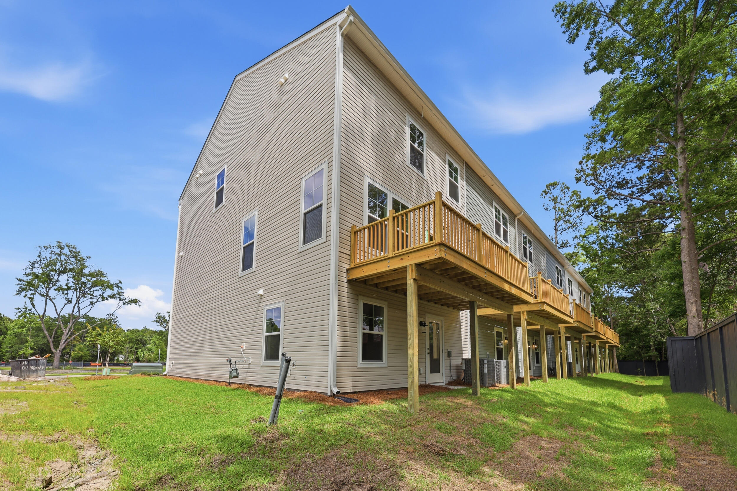 134 Fernbank Road Johns Island, SC 29455 - Photo 34 of 37 Right End Unit Rear Exterior