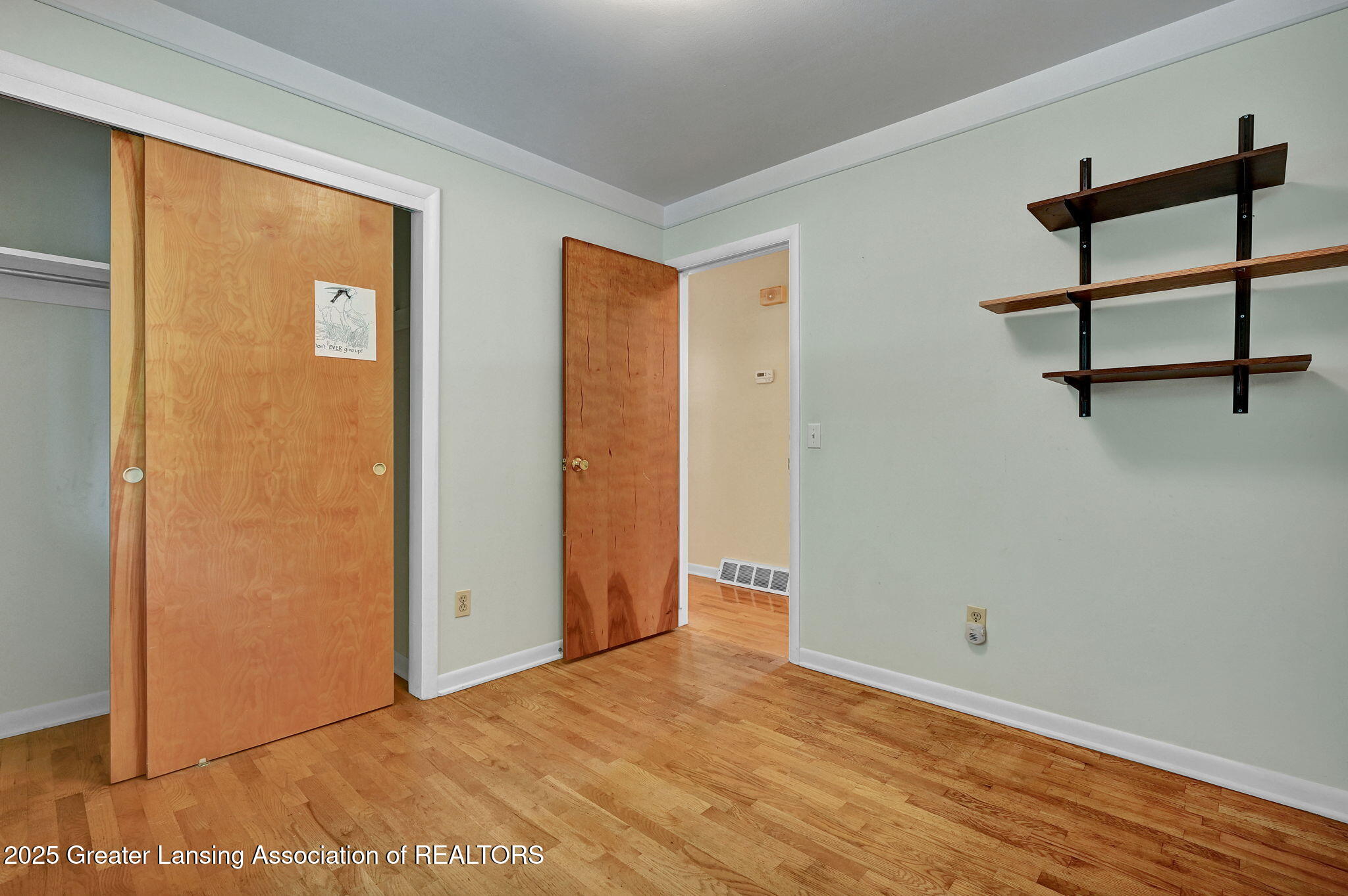 14455 Boichot Road Lansing, MI 48906 - Photo 10 of 28 35-web-or-mls-Open Ended Media-35