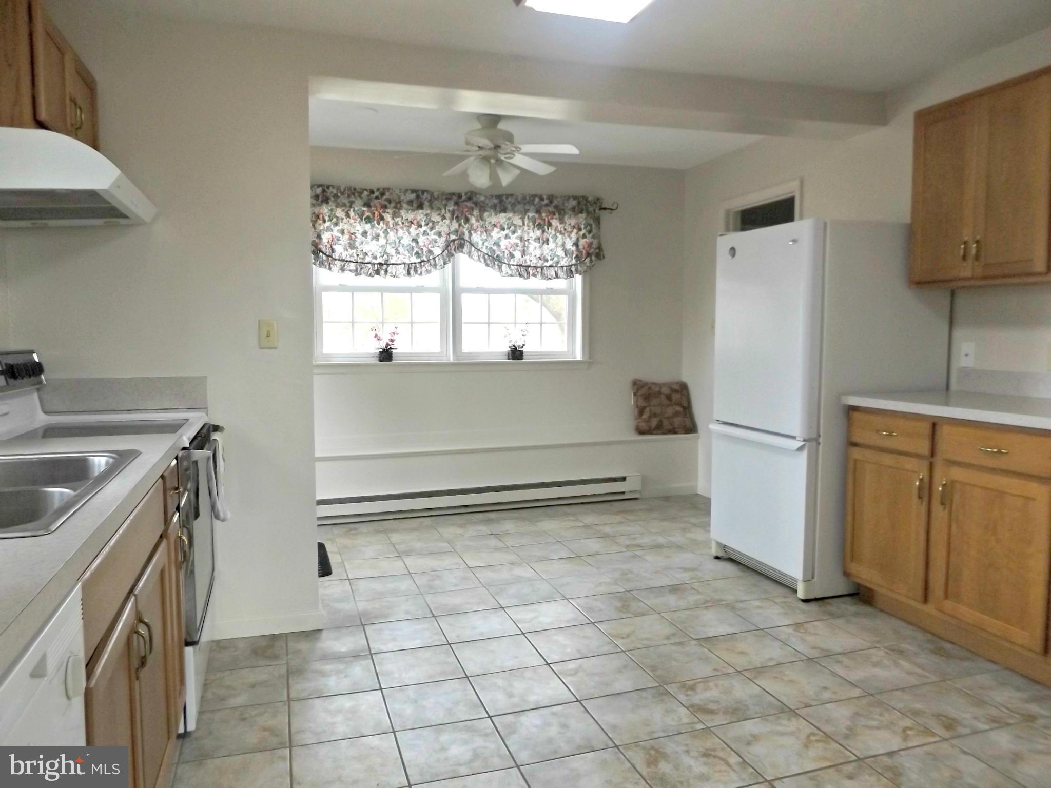 200 Russell Road Berryville, VA 22611 - Photo 6 of 27 Kitchen