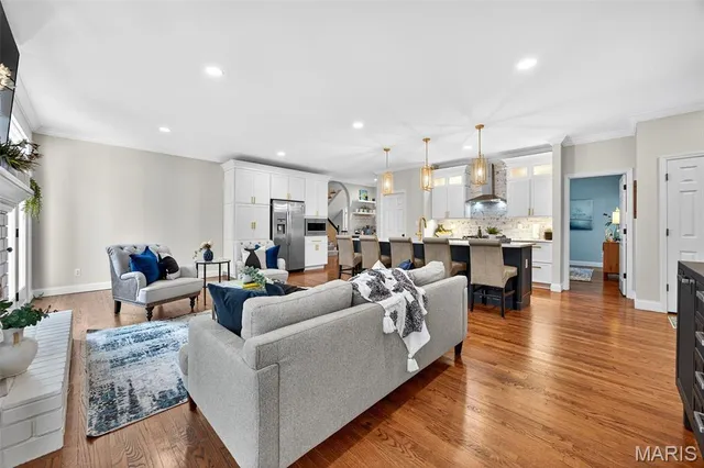 $1,225,000 | 4211 Austin Ridge Drive, St. Charles, MO 63304