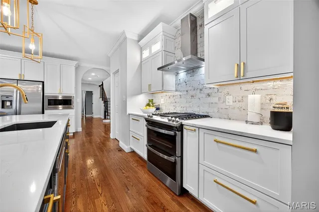 $1,225,000 | 4211 Austin Ridge Drive, St. Charles, MO 63304