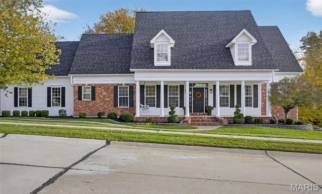$1,225,000 | 4211 Austin Ridge Drive, St. Charles, MO 63304