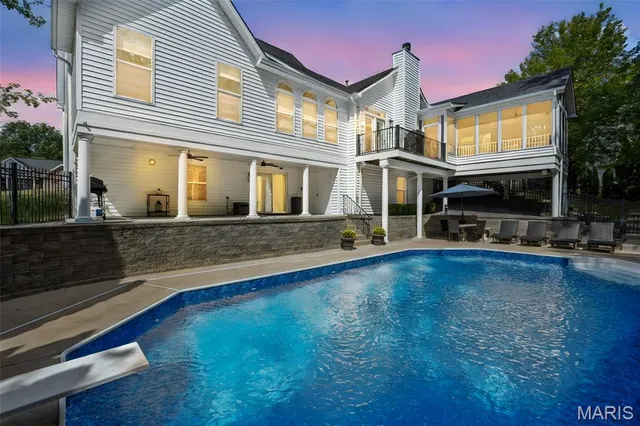 $1,225,000 | 4211 Austin Ridge Drive, St. Charles, MO 63304