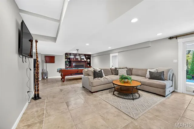 $1,225,000 | 4211 Austin Ridge Drive, St. Charles, MO 63304