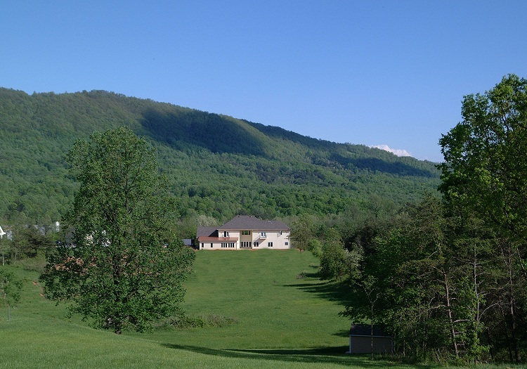 Lot 54 Turtle Rock Ridge Blue Ridge, VA 24064 - Photo 5 of 19 a view of a back yard