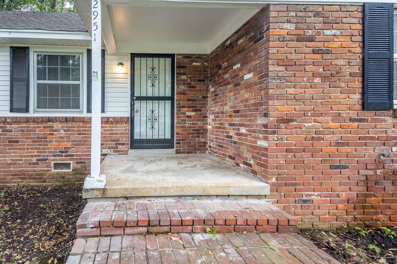 2951 Invergarry Road Memphis, TN 38128 - Photo 2 of 23 Gallery Image 2