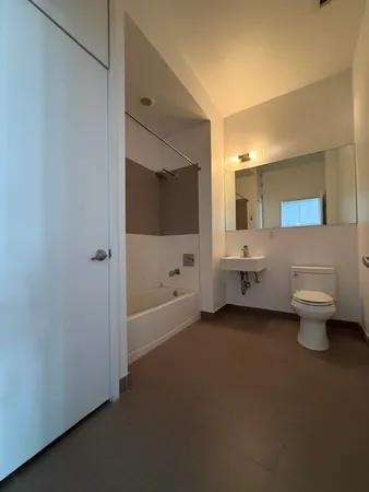 $2,950 | 217 Newark Avenue, Unit 307, Jersey City, NJ 07302