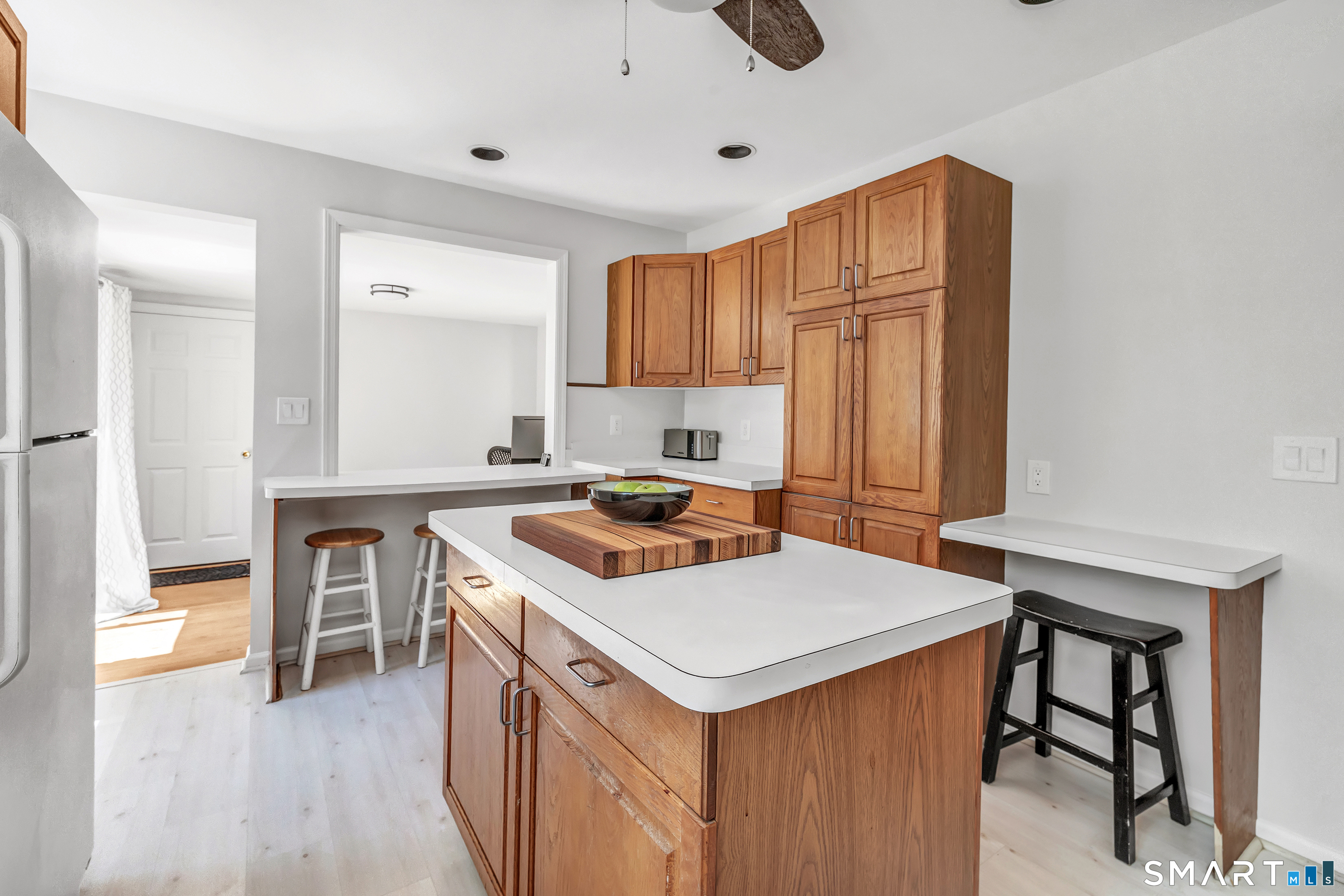 62 Wampus Way Fairfield, CT 06825 - Photo 15 of 40
