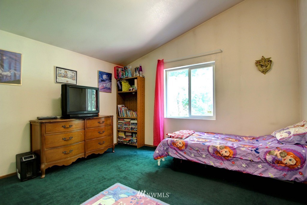 6491 Little Big Horn Road Maple Falls, WA 98266 - Photo 19 of 25 Gallery Image 19