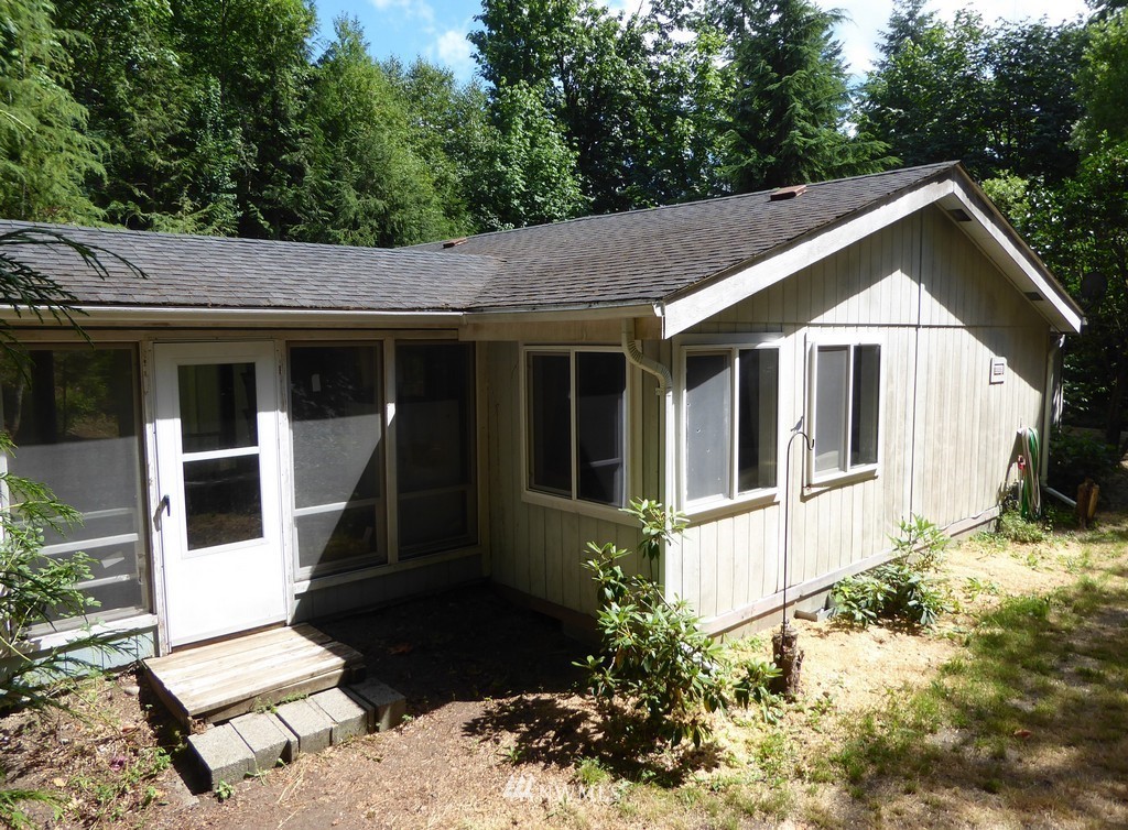 6491 Little Big Horn Road Maple Falls, WA 98266 - Photo 4 of 25 Gallery Image 4