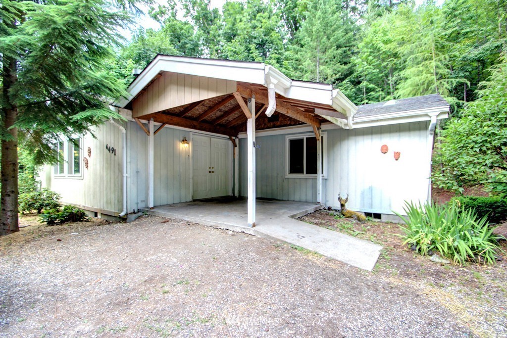 6491 Little Big Horn Road Maple Falls, WA 98266 - Photo 5 of 25 Gallery Image 5