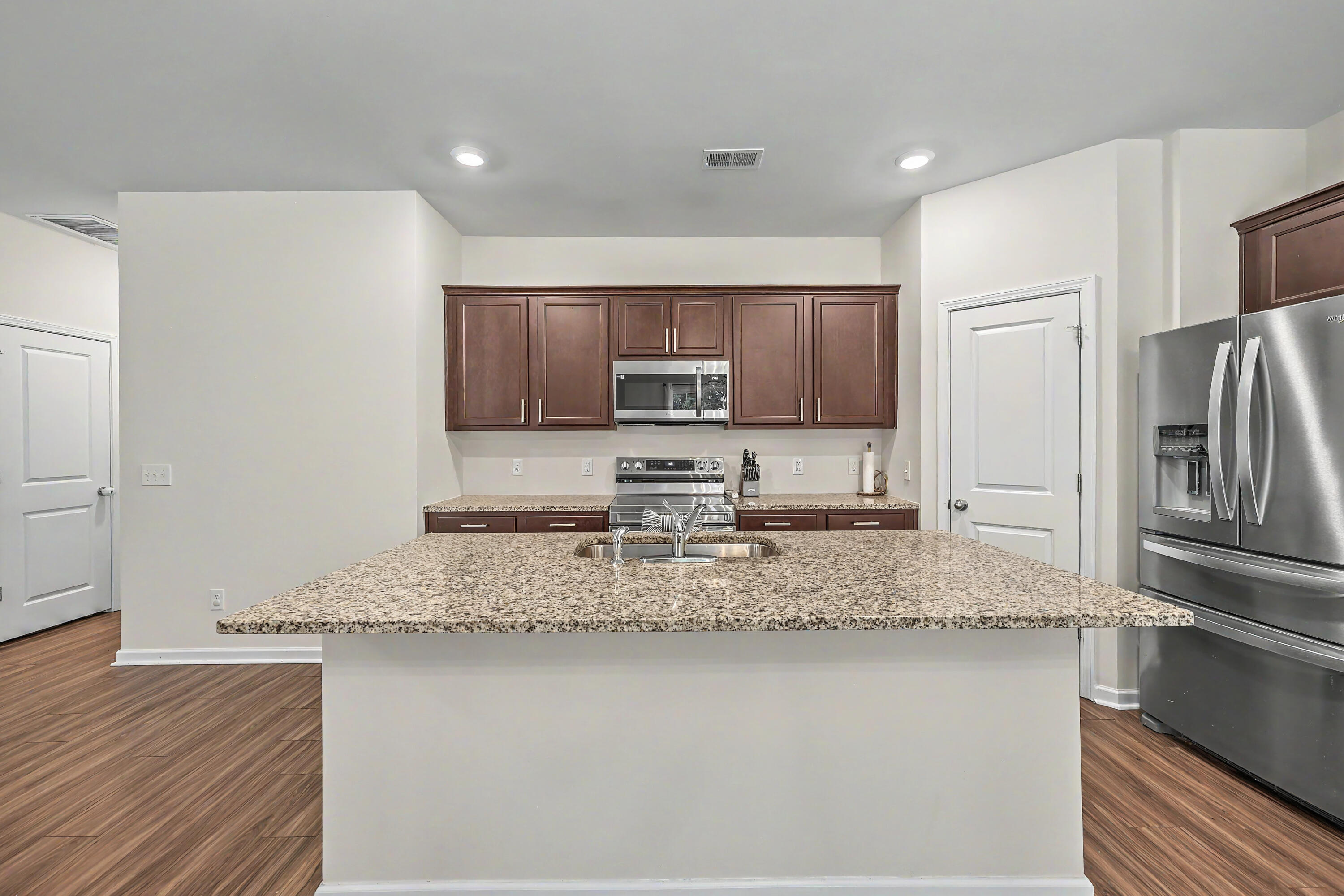 557 Abigail Street Moncks Corner, SC 29461 - Photo 18 of 44