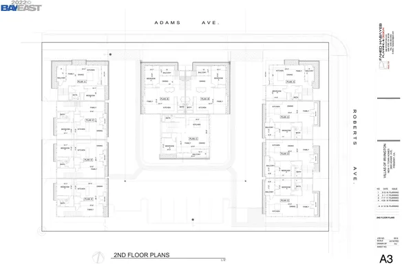 an aerial view of residential house and lake