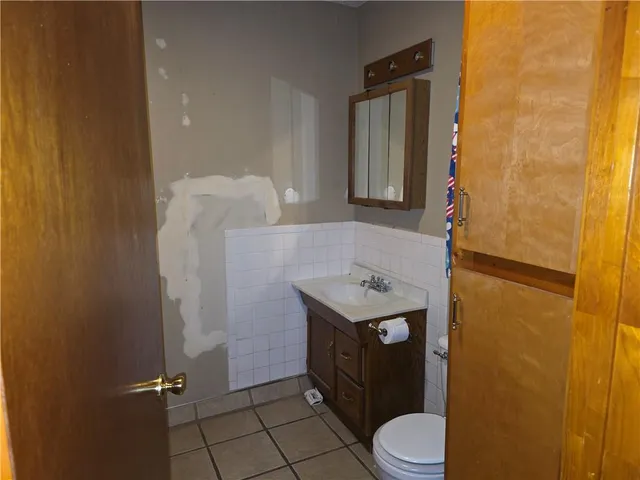 $96,000 | 327 North 4th Street, Quenemo, KS 66528