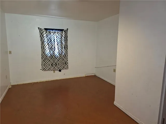 $96,000 | 327 North 4th Street, Quenemo, KS 66528