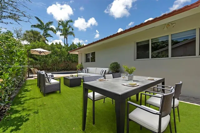 $789,900 | 1834 Northeast 34th Street, Oakland Park, FL 33306