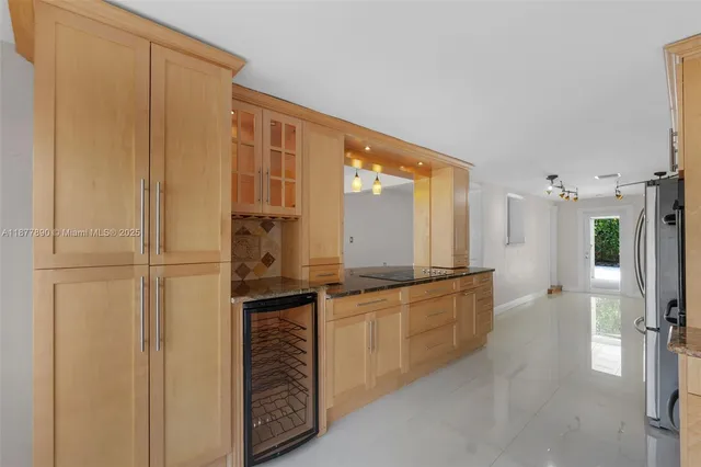 $789,900 | 1834 Northeast 34th Street, Oakland Park, FL 33306