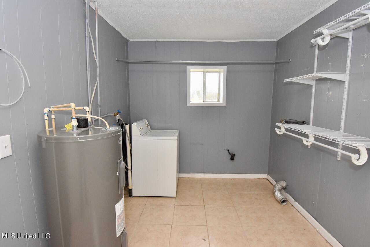 568 Magnolia Road, Unit B Lumberton, MS 39455 - Photo 16 of 21 DSC_1106