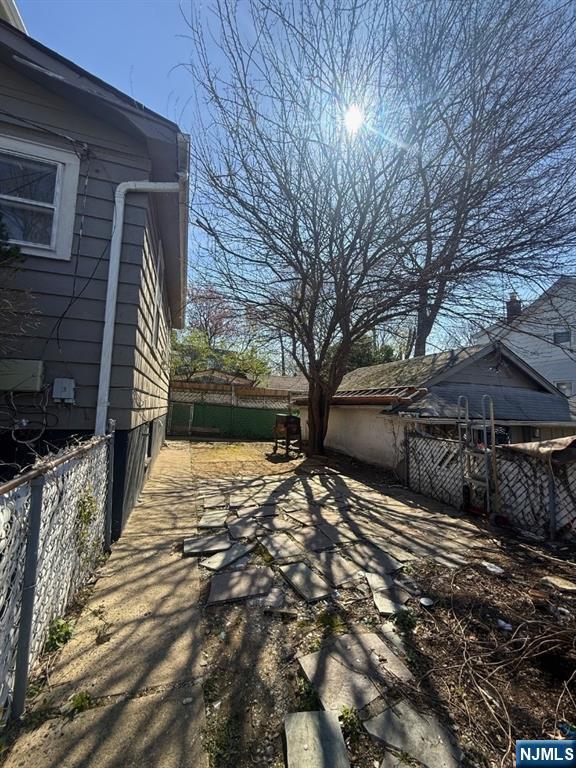 12 Hillcrest Road Maplewood, NJ 07040 - Photo 5 of 45