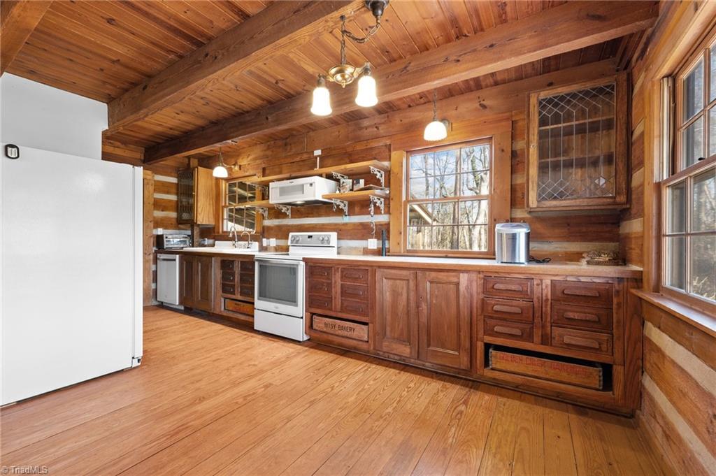1388 Steed Road Randleman, NC 27317 - Photo 7 of 45