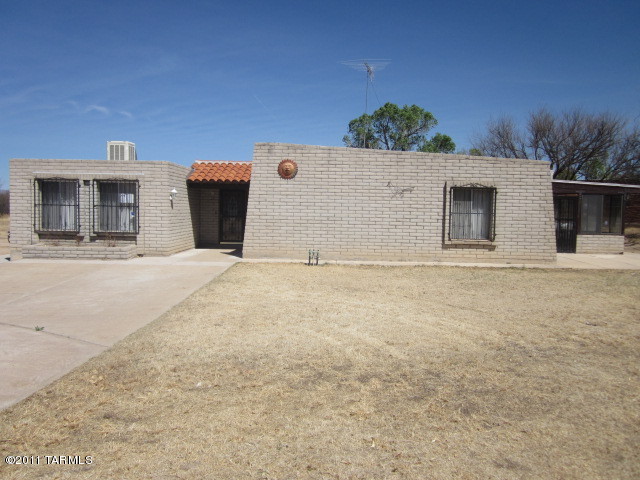 6 Rodeo Corte Nogales, AZ 85621 - Photo 1 of 15