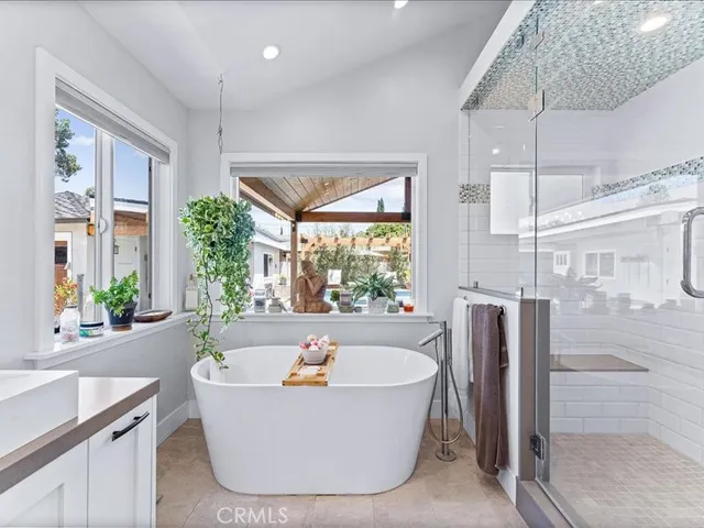 $2,700,000 | 168 Monte Vista Avenue, Costa Mesa, CA 92627