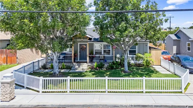 $2,700,000 | 168 Monte Vista Avenue, Costa Mesa, CA 92627